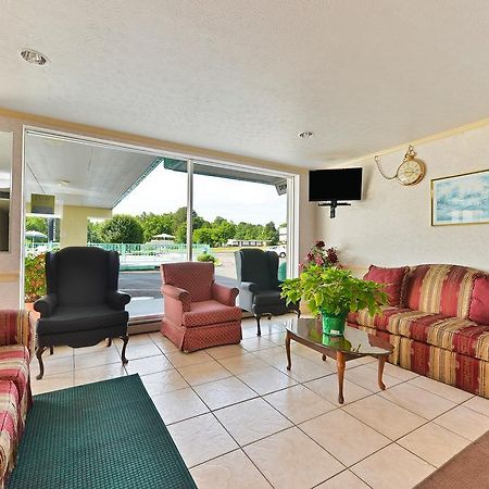 Americas Best Value Inn Suites South Boston Buitenkant foto