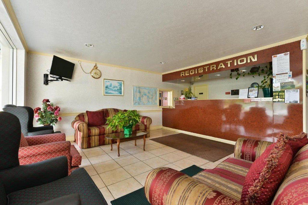 Americas Best Value Inn Suites South Boston Buitenkant foto