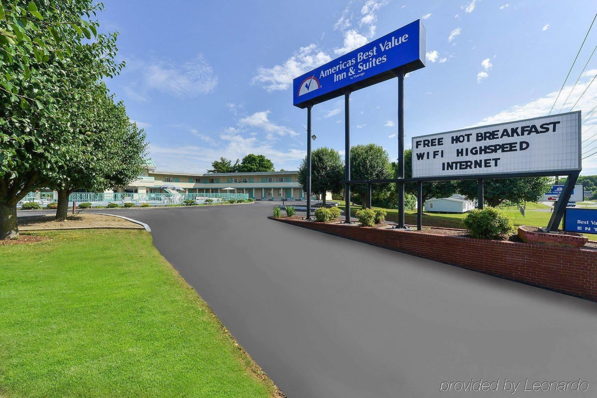 Americas Best Value Inn Suites South Boston Buitenkant foto