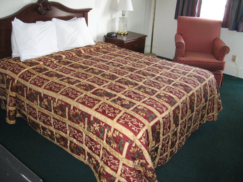 Americas Best Value Inn Suites South Boston Kamer foto